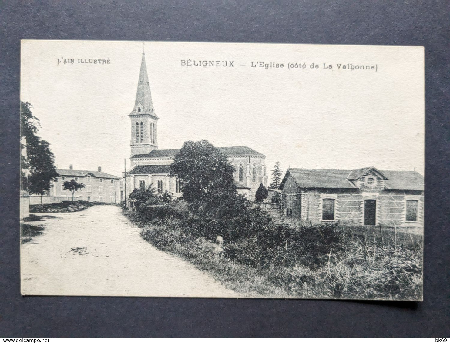 Béligneux L'église Coté De La Valbonne - Zonder Classificatie