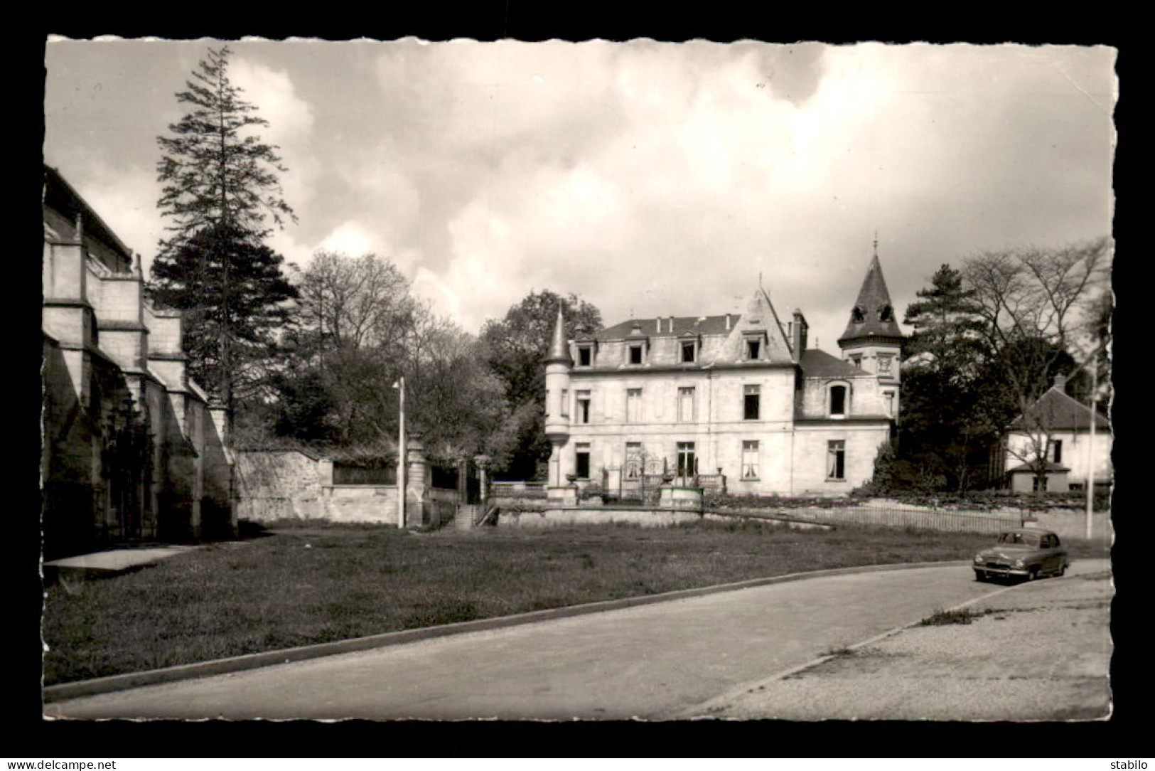 60 - PRECY-SUR-OISE - PLACE DE L'EGLISE - Précy-sur-Oise