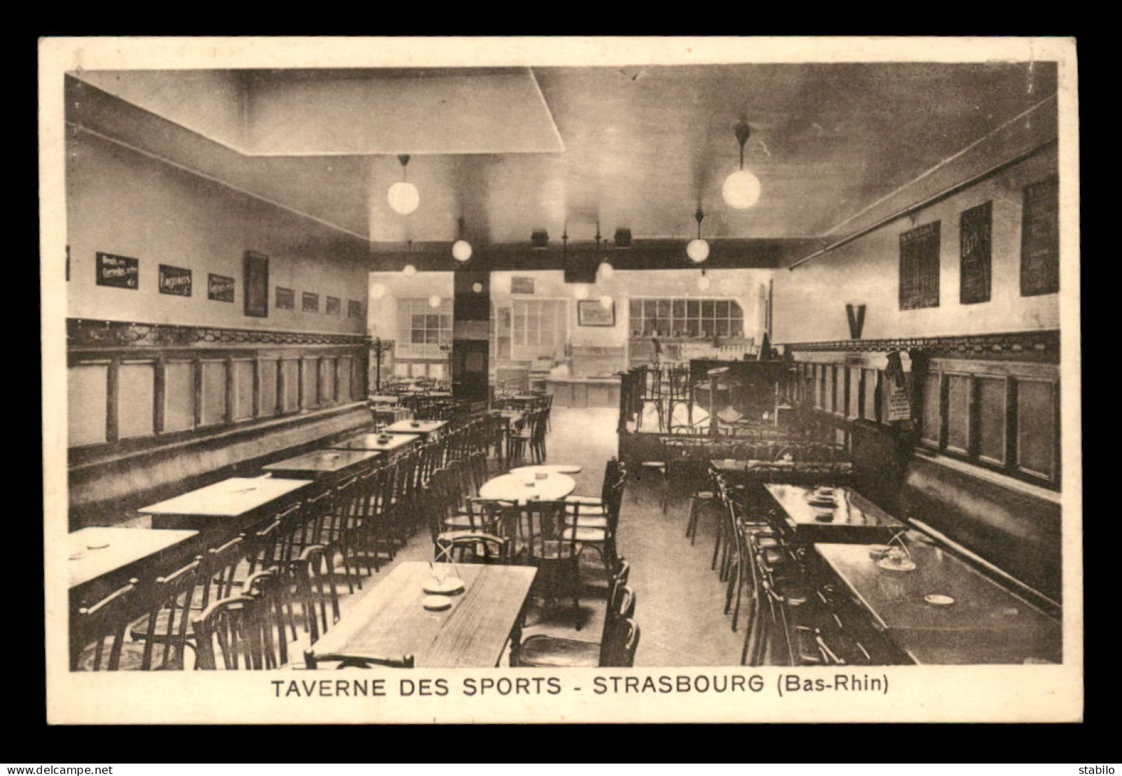 67 - STRASBOURG - INTERIEUR DE LA TAVERNE DES SPORTS, 6 RUE DE LA LANTERNE - E. GROSSHOLZ PROPRIETAIRE - Strasbourg