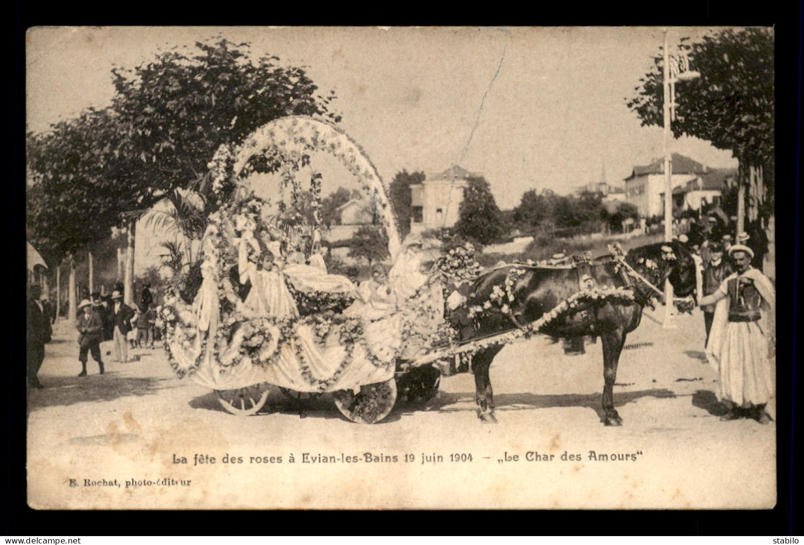 74 - EVIAN-LES-BAINS - FETE DES ROSES DU 19 JUIN 1904 - LE CHAR DES AMOURS - Evian-les-Bains