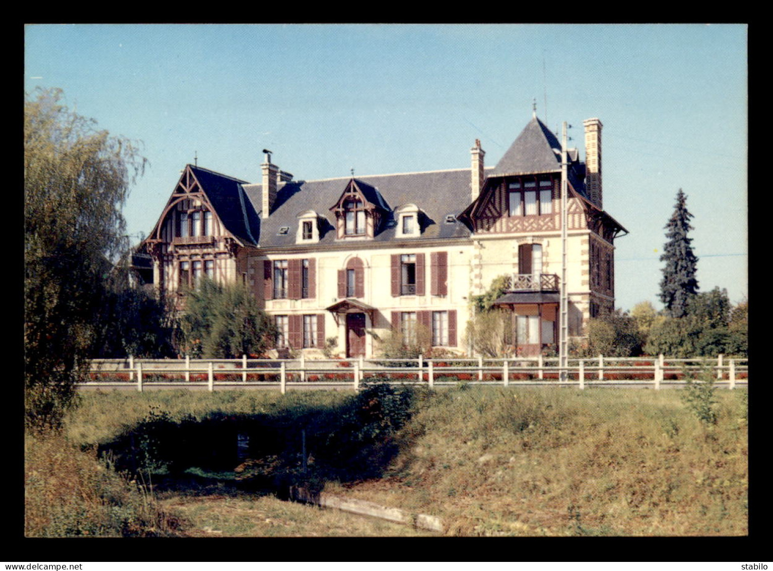 89 - MONETEAU - RESIDENCE DES BOISSEAUX - Moneteau