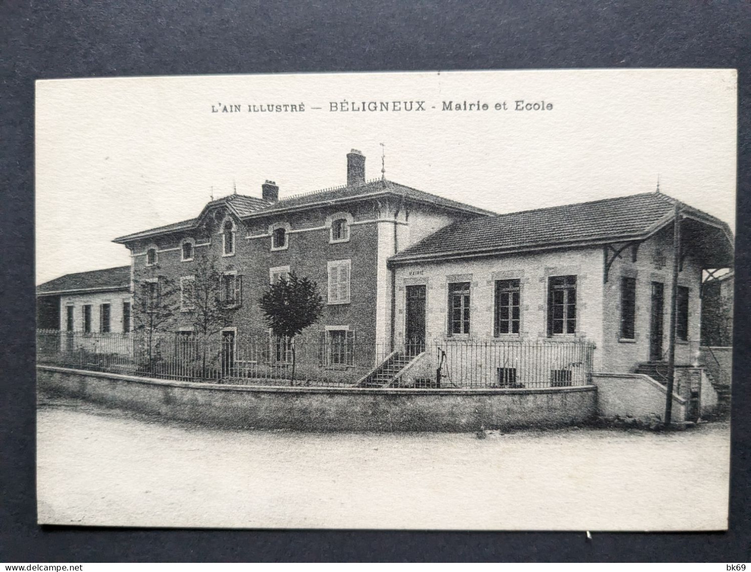 Béligneux Mairie Et Ecole - Sin Clasificación