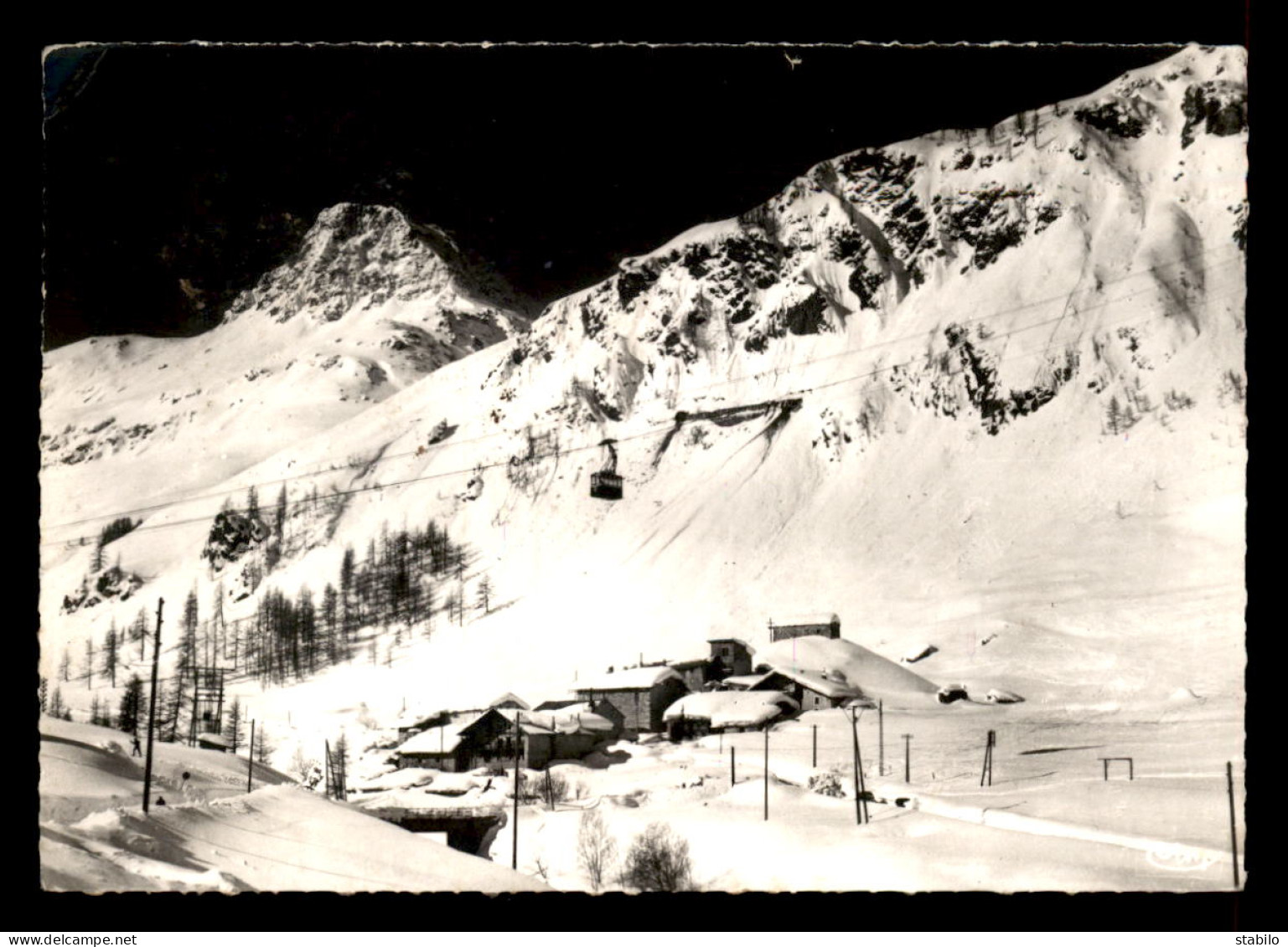 73 - VAL D'ISERE - LE JOSERAY ET LE TELEPHERIQUE DE BELLEVARDE - Val D'Isere