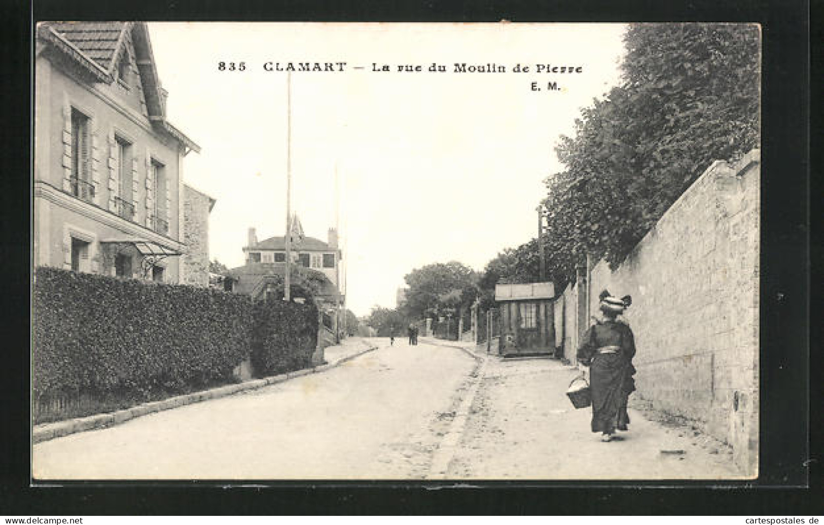 CPA Clamart, La Rue Du Moulin De Pierre, Vue De La Rue  - Clamart
