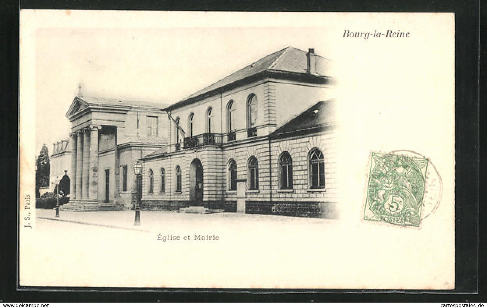 CPA Bourg-la-Reine, Eglise Et Mairie, Vue De La Rue Avec L'Église Et Hôtel De Ville  - Bourg La Reine
