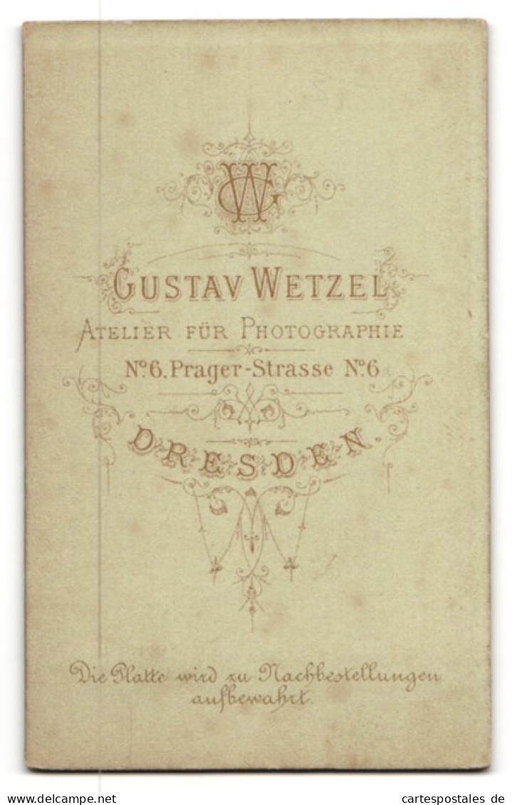 Fotografie Gustav Wetzel, Dresden, Junge Dame Im Kleid  - Anonieme Personen