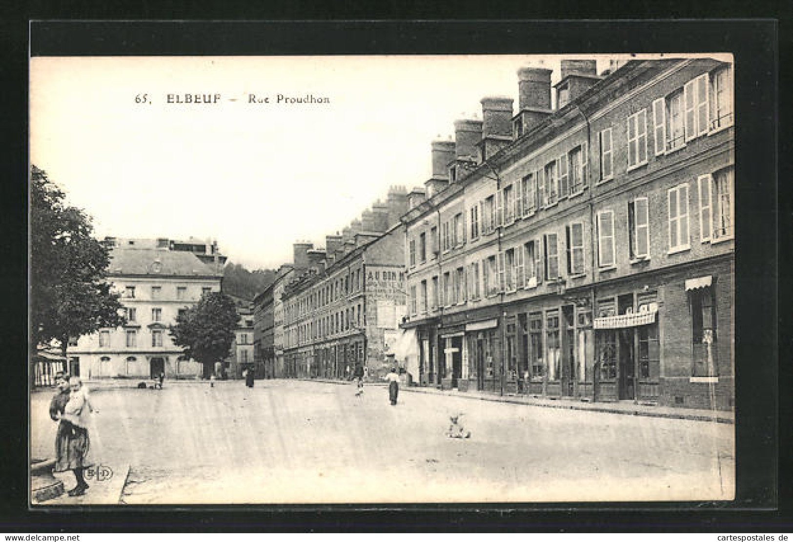 CPA Elbeuf, Sur En Rue Proudhon  - Elbeuf