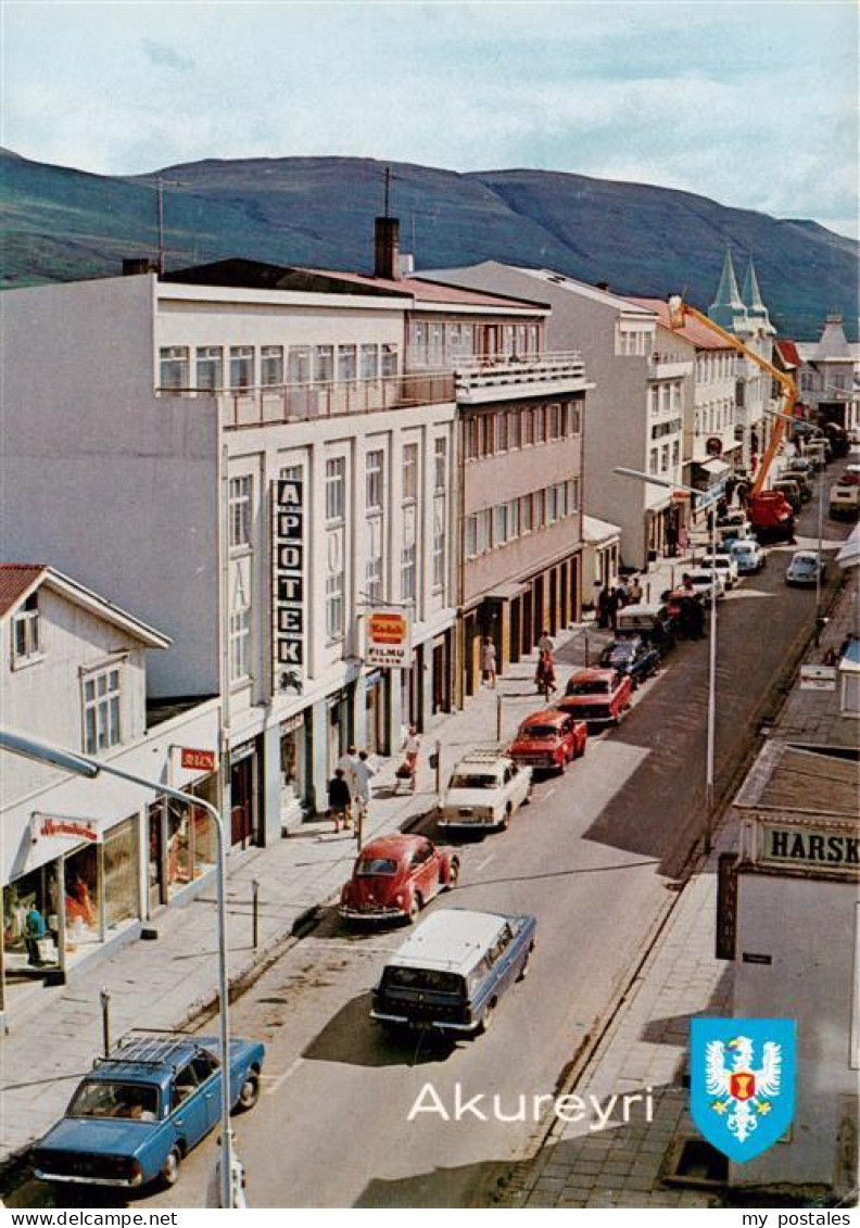 73940936 Akureyri_Iceland Main Street - IJsland