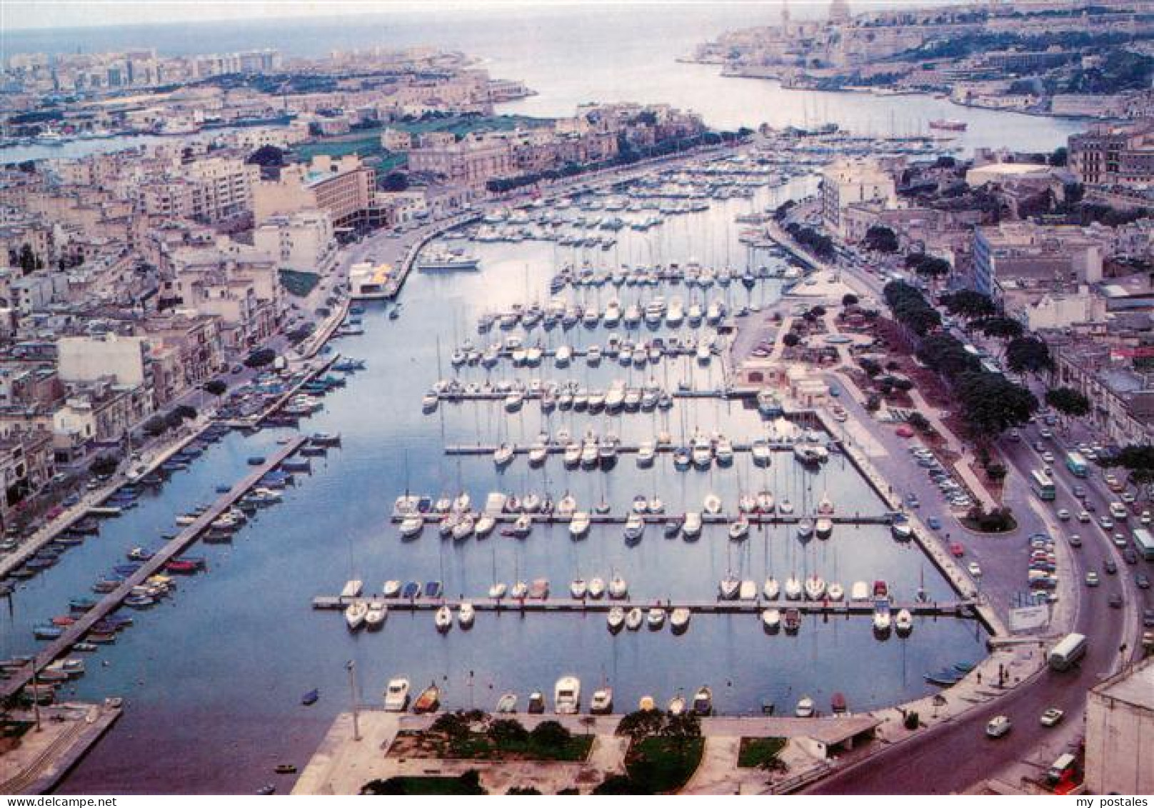 73940915 Malta__Insel Yacht Marina MSIDA Fliegeraufnahme - Malta