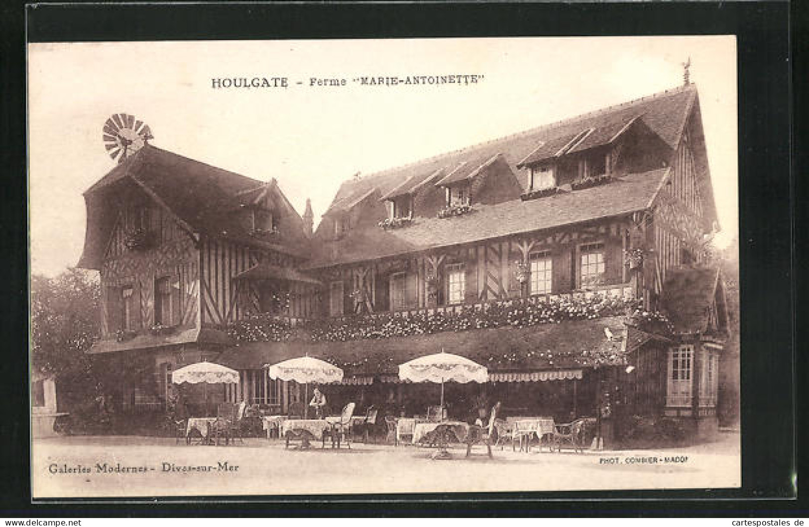 CPA Houlgate, Ferme Marie-Antoinette  - Houlgate