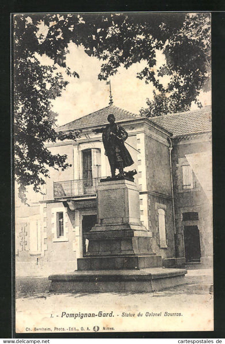 CPA Pompignan-Gard, Statue Du Colonel Bourras  - Autres & Non Classés