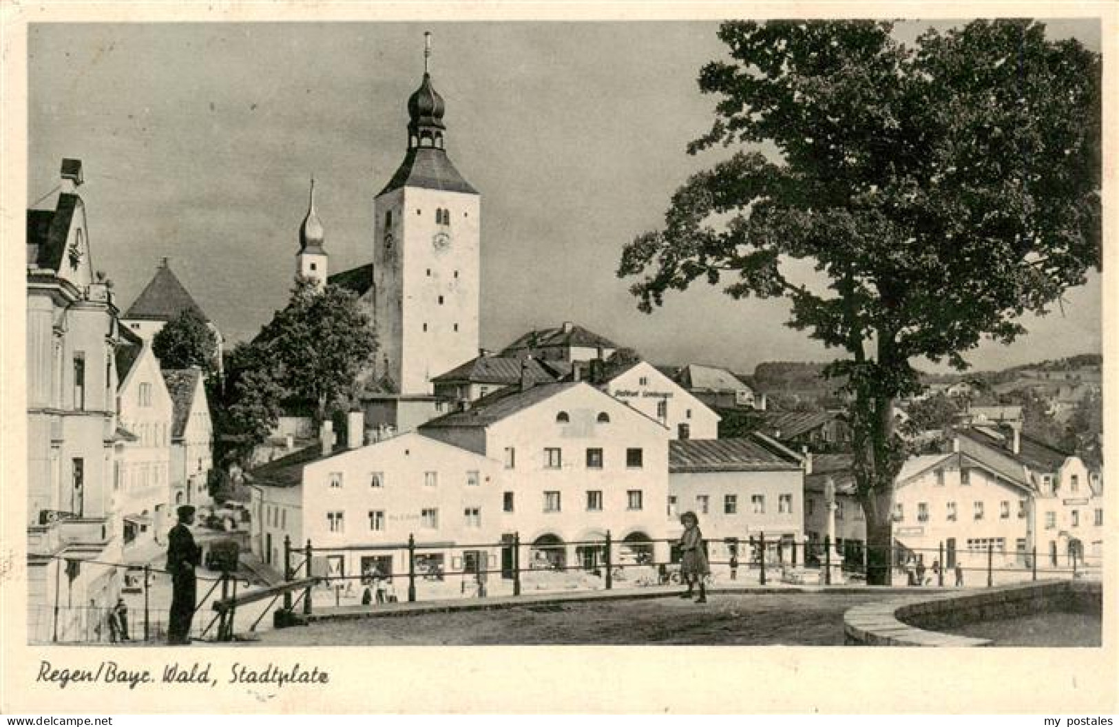 73899585 Regen Bayern Stadtplatz  - Regen