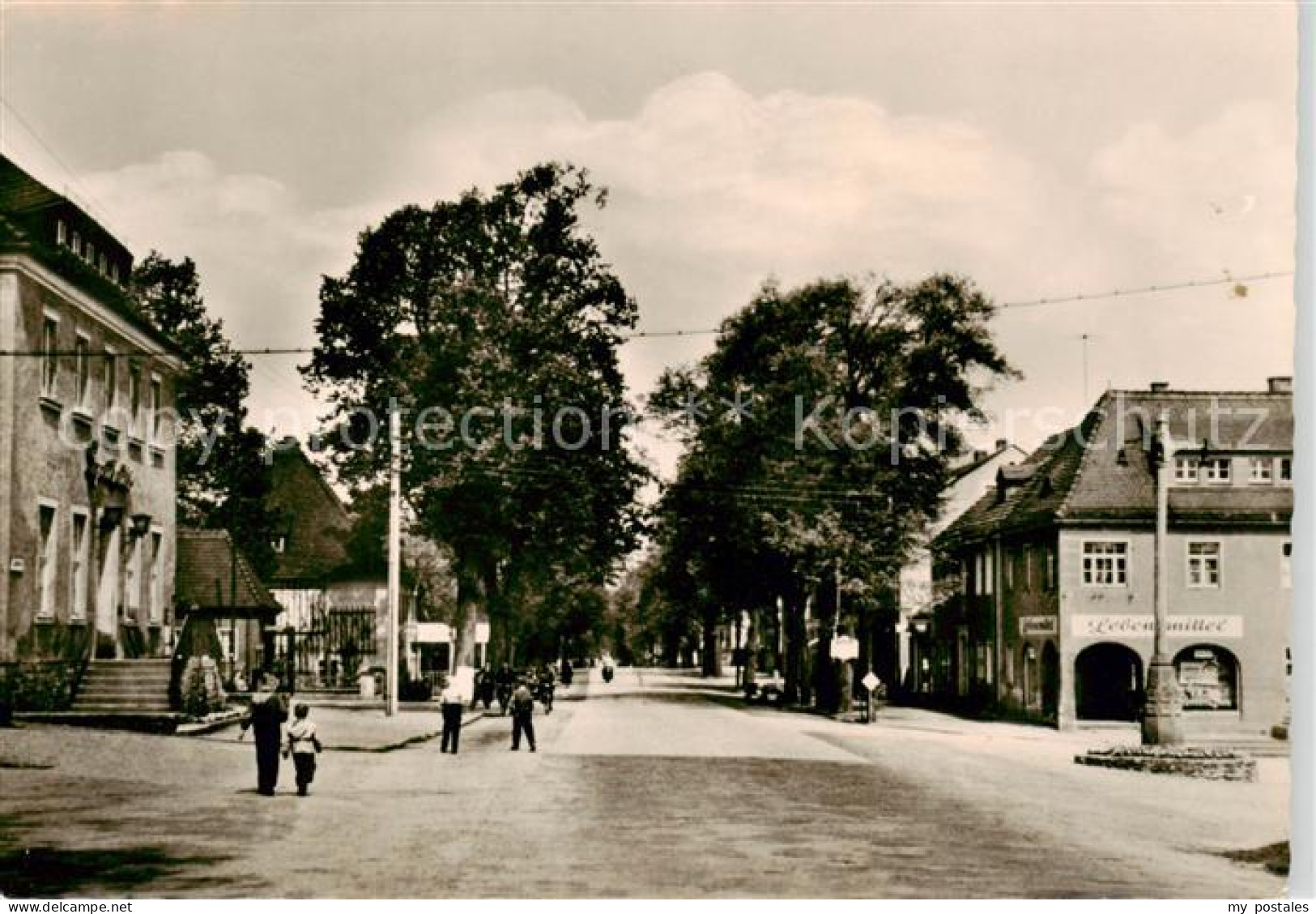 73858220 Moritzburg Sachsen Kaethe Kollwitz Platz Und Ernst Thaelmann Allee Mori - Moritzburg