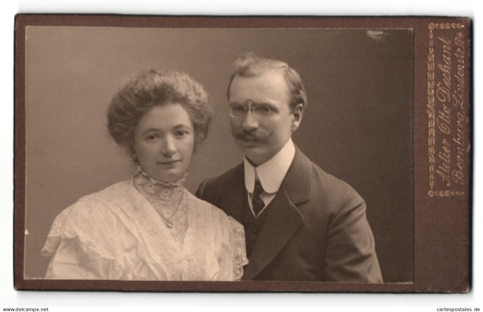 Fotografie Otto Dechant, Bernburg, Portrait Bürgerliche Eheleute  - Personnes Anonymes