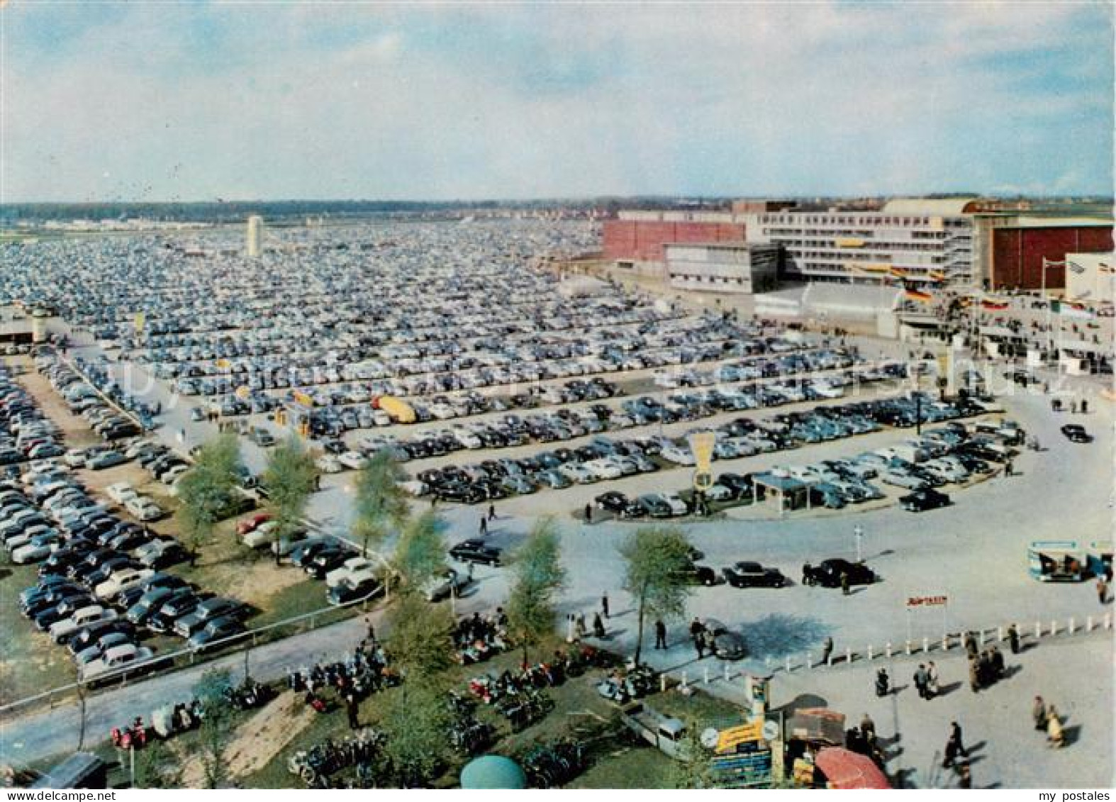 73857867 Hannover Messegelaende Parkplatz Hannover - Hannover