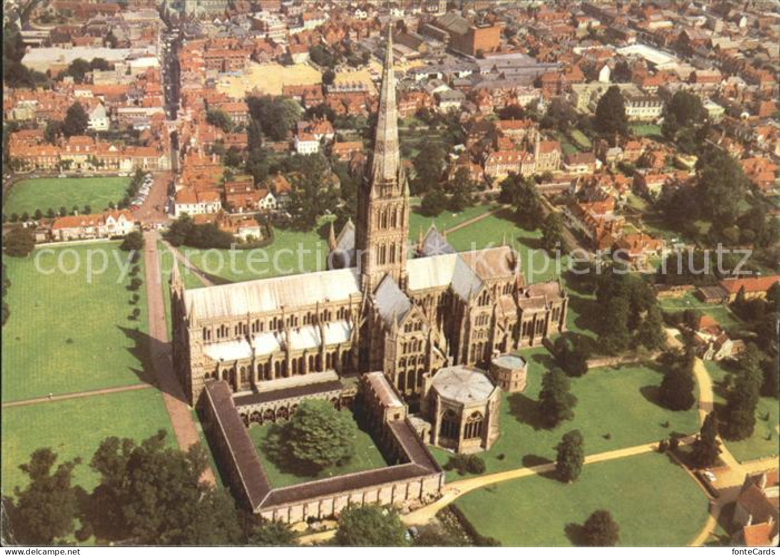 72262221 Salisbury Wiltshire Cathedral Aerial View Salisbury - Sonstige & Ohne Zuordnung