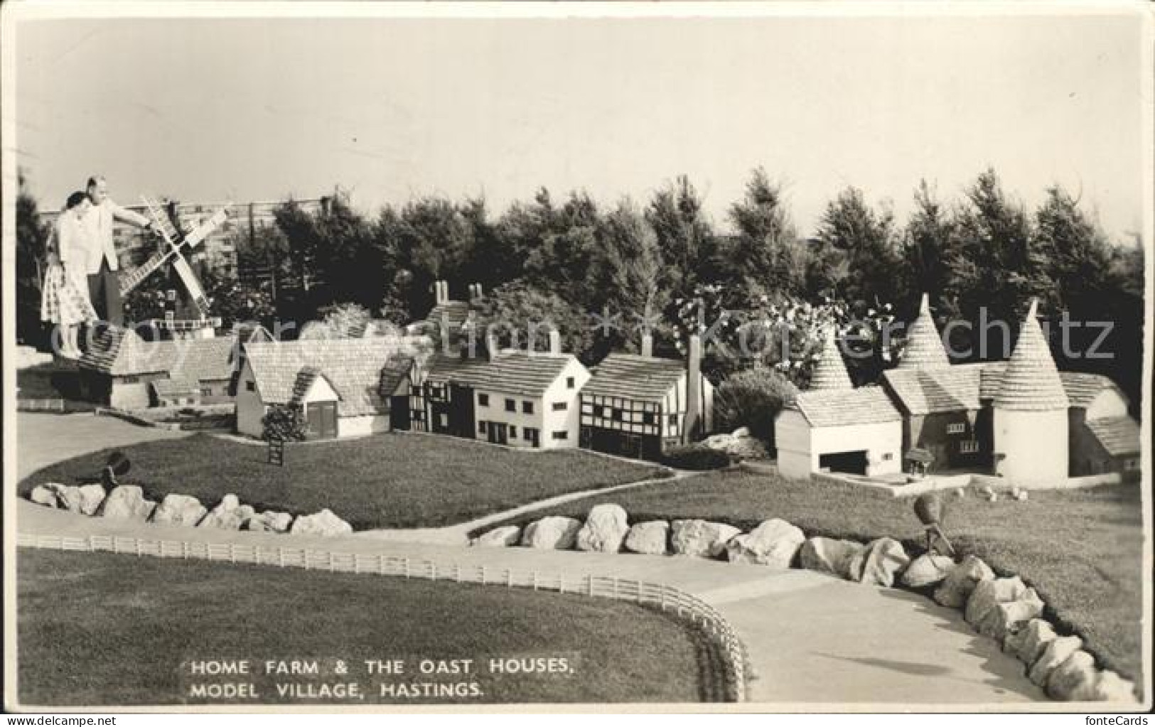 72228587 Hastings East Sussex Home Farm And The Oast Houses Model Village Hastin - Other & Unclassified