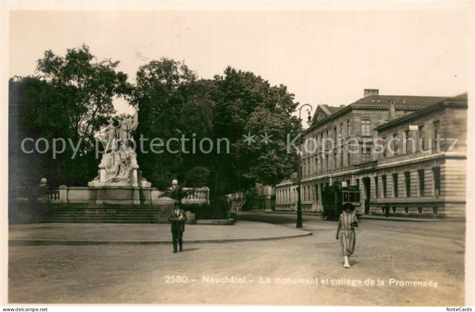 13738488 Neuchatel NE Le Monument Et College De La Promenade Neuchatel NE - Otros & Sin Clasificación