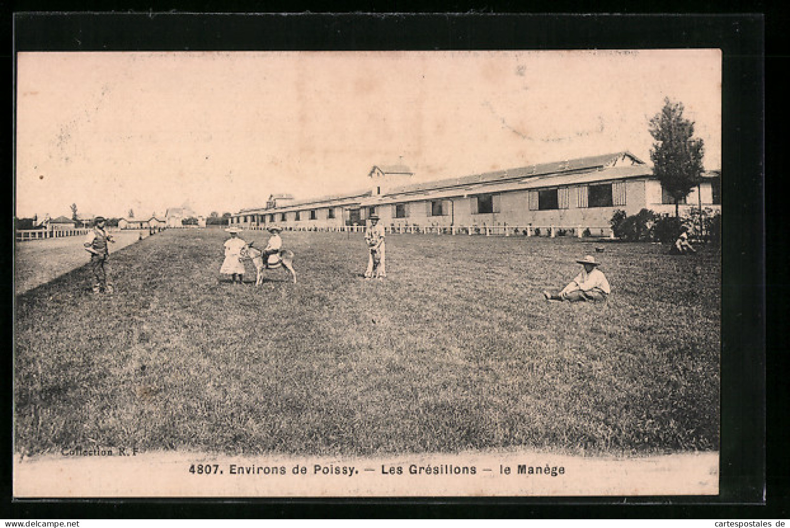 CPA Poissy, Les Grésillons, Le Manège  - Poissy