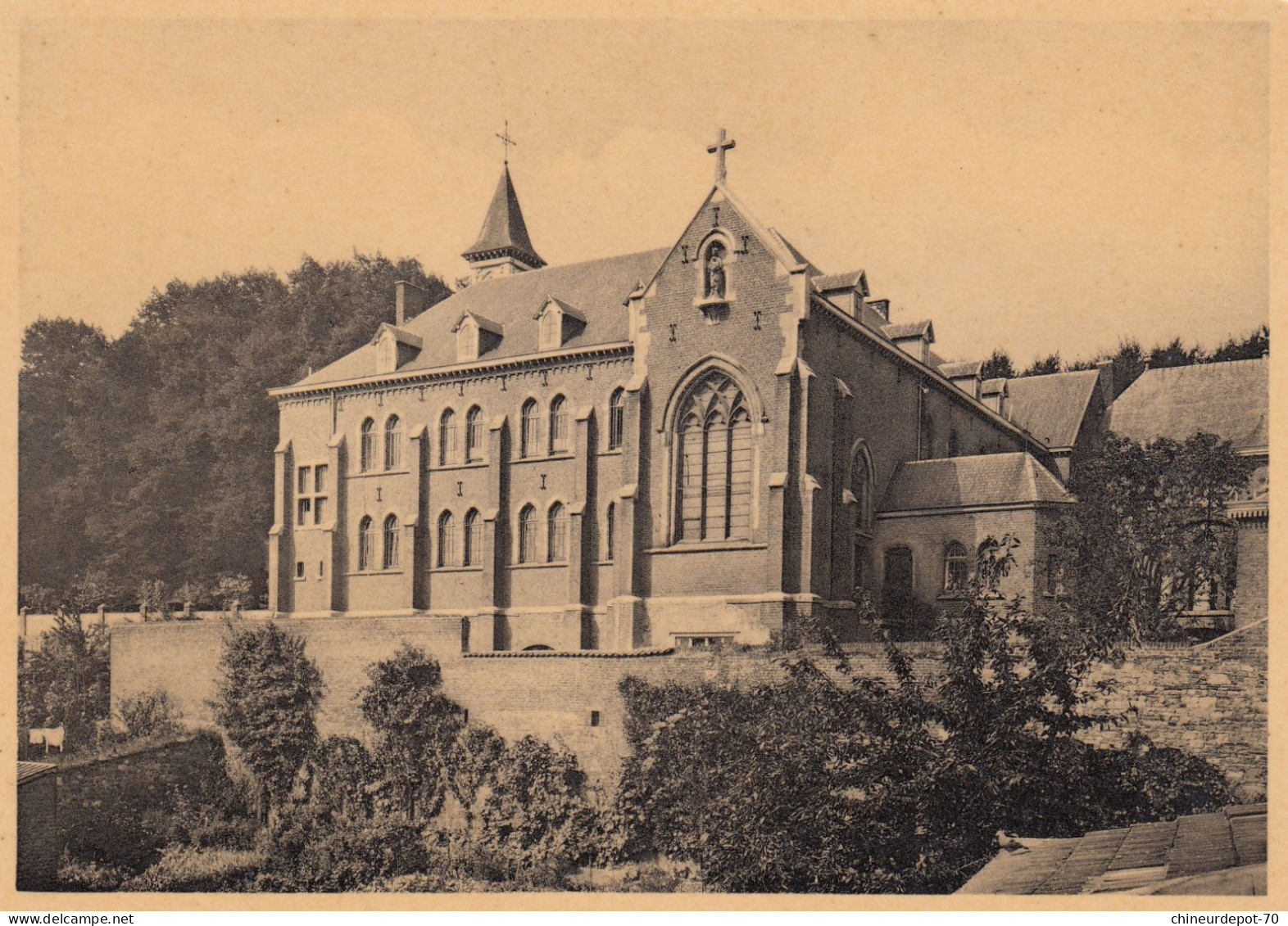 AMAY  SUR MEUSE  PRIEURE DES MOINES  VUE COTE BIBLIOTHEQUE - Amay