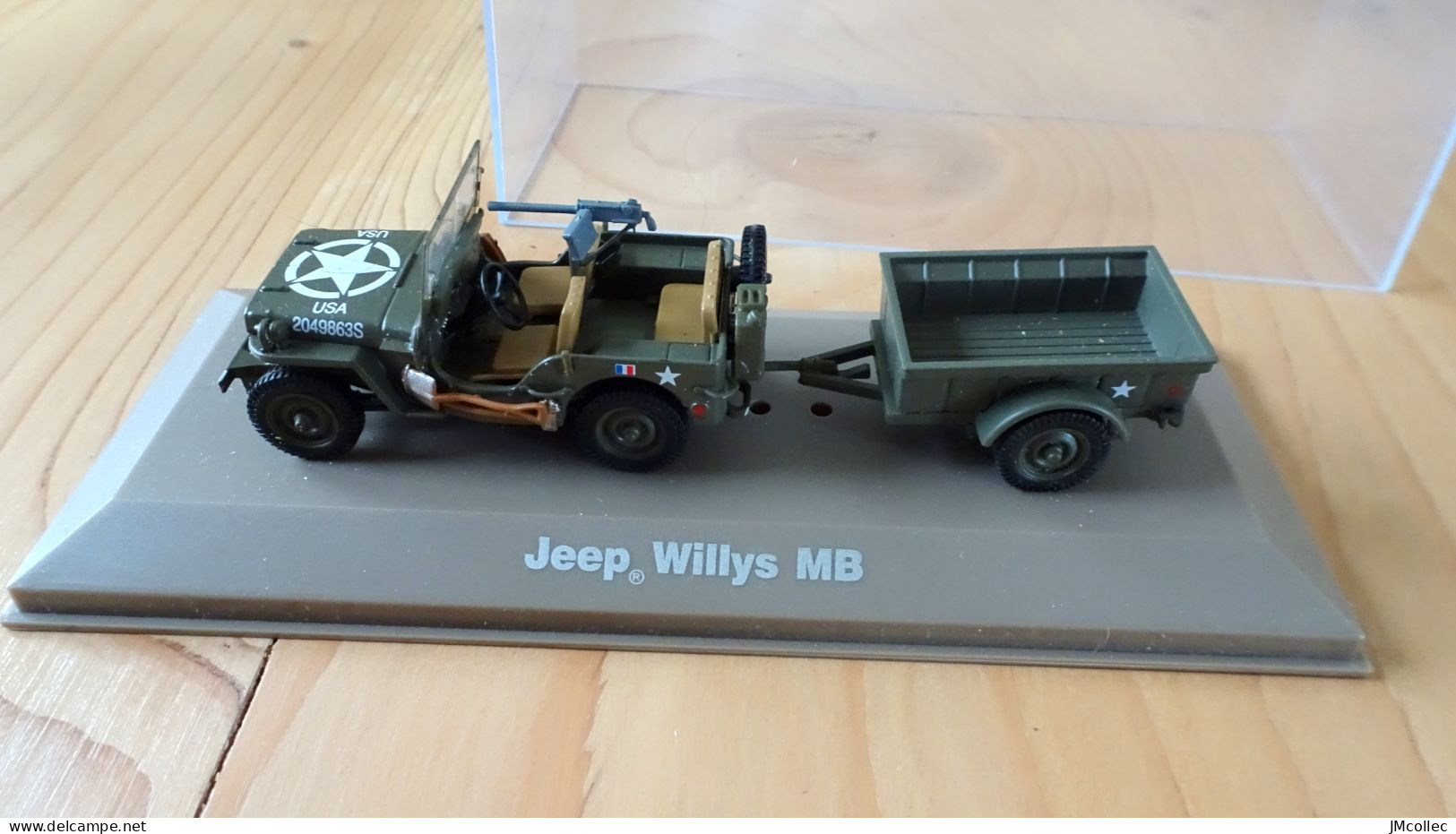 Véhicule Miniature Jeep Willys MB De La 2e DB Avec Remorque - Altri & Non Classificati
