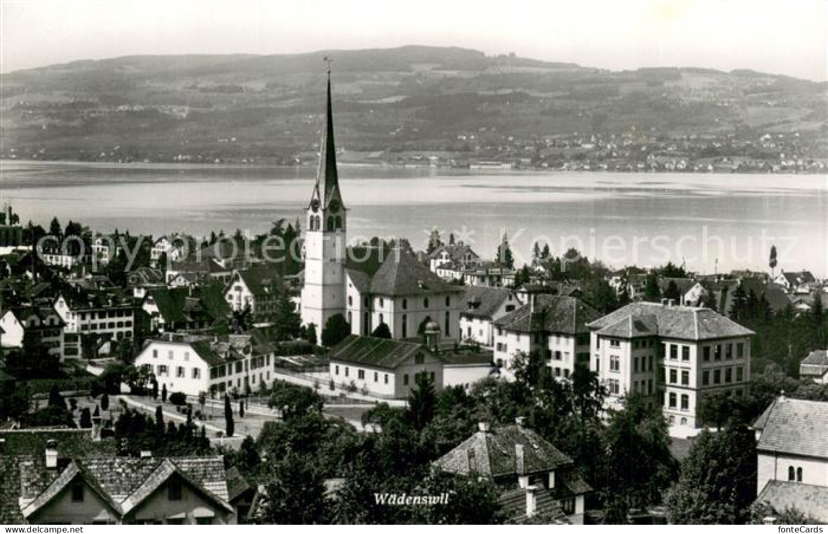 13728980 Waedenswil Waedensweil ZH Panorama Mit Kirche  - Autres & Non Classés