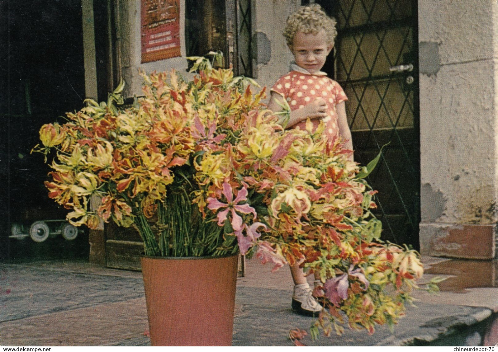 ENFANTS FILLE - Portretten