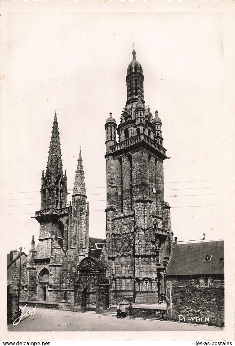 29 PLEYBEN LES TROIS CLOCHERS DE L EGLISE - Pleyben