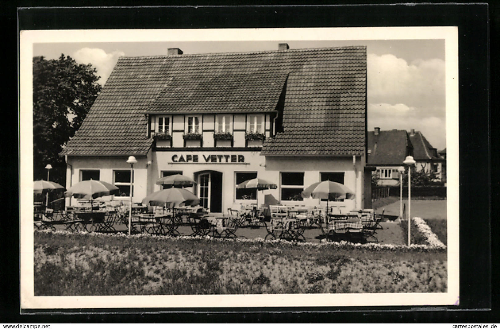 AK Marburg /Lahn, Am Café Vetter  - Marburg