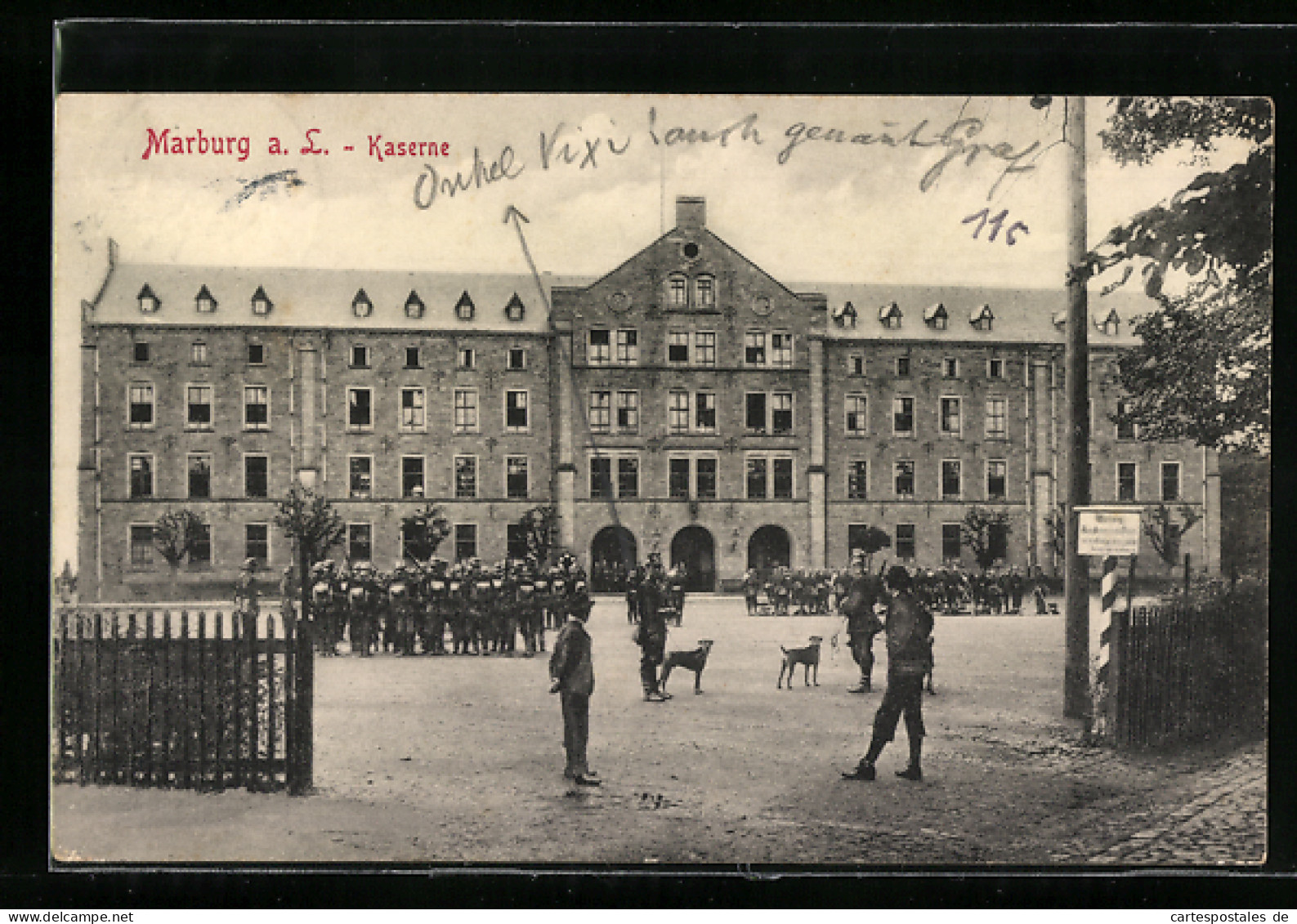 AK Marburg A. L., Soldaten Vor Der Kaserne  - Marburg