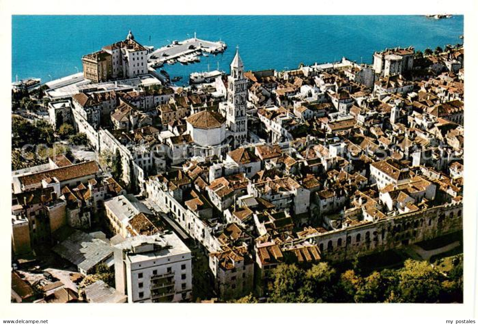 73857153 Split Spalato Croatia Fliegeraufnahme  - Croacia