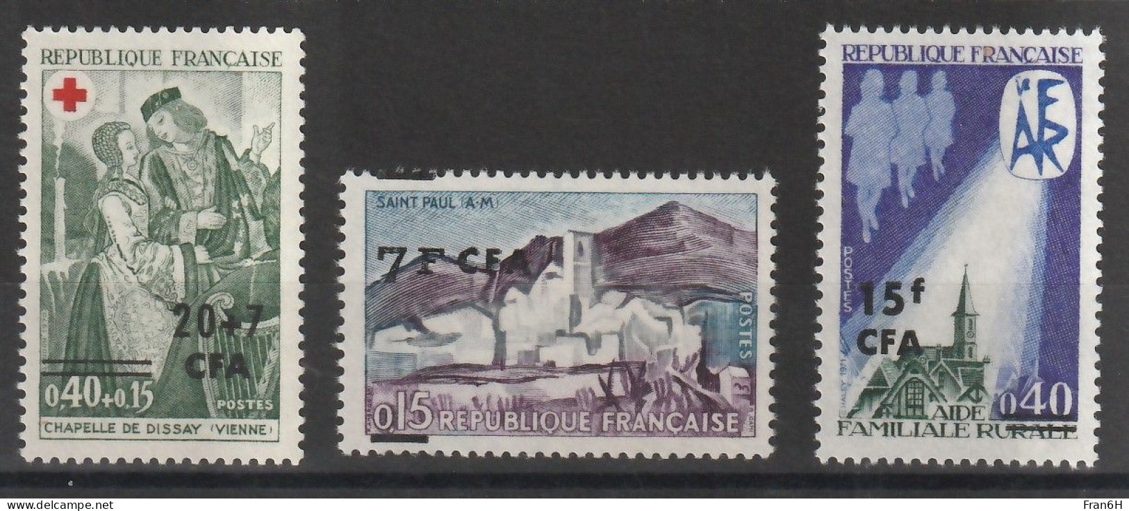 Surcharges Décalées - Neufs ** - MNH - 3 Timbres - Ungebraucht