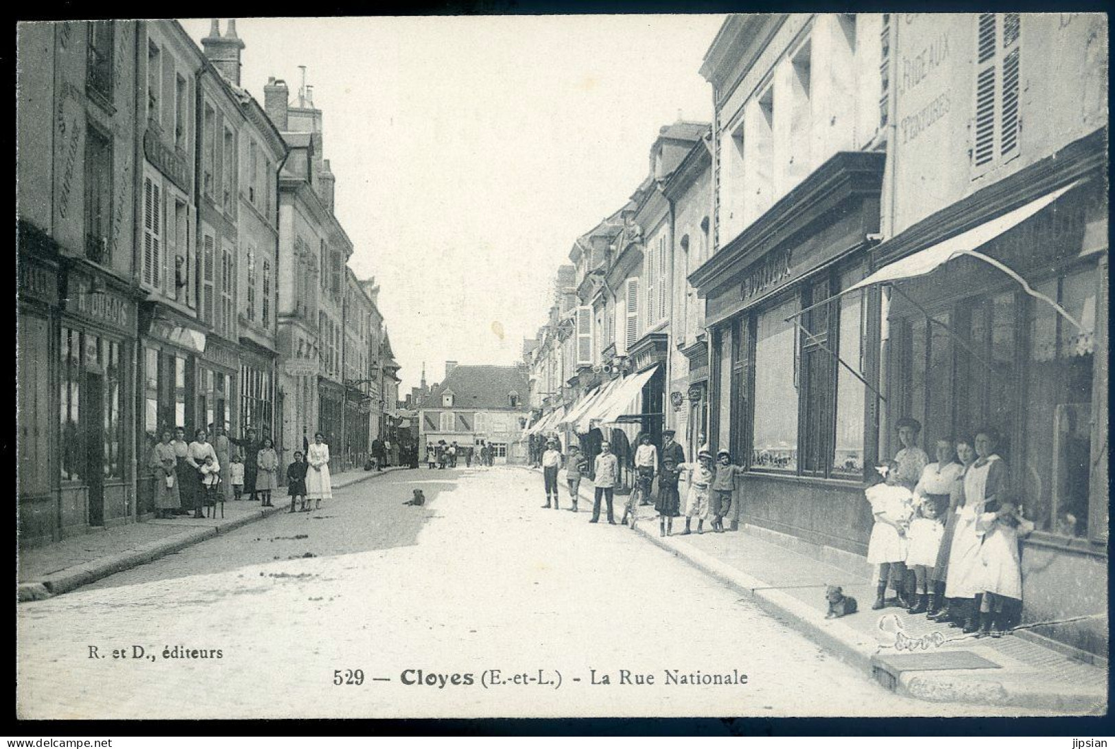 Cpa Du 28 Cloyes -- La Rue Nationale   STEP185 - Cloyes-sur-le-Loir