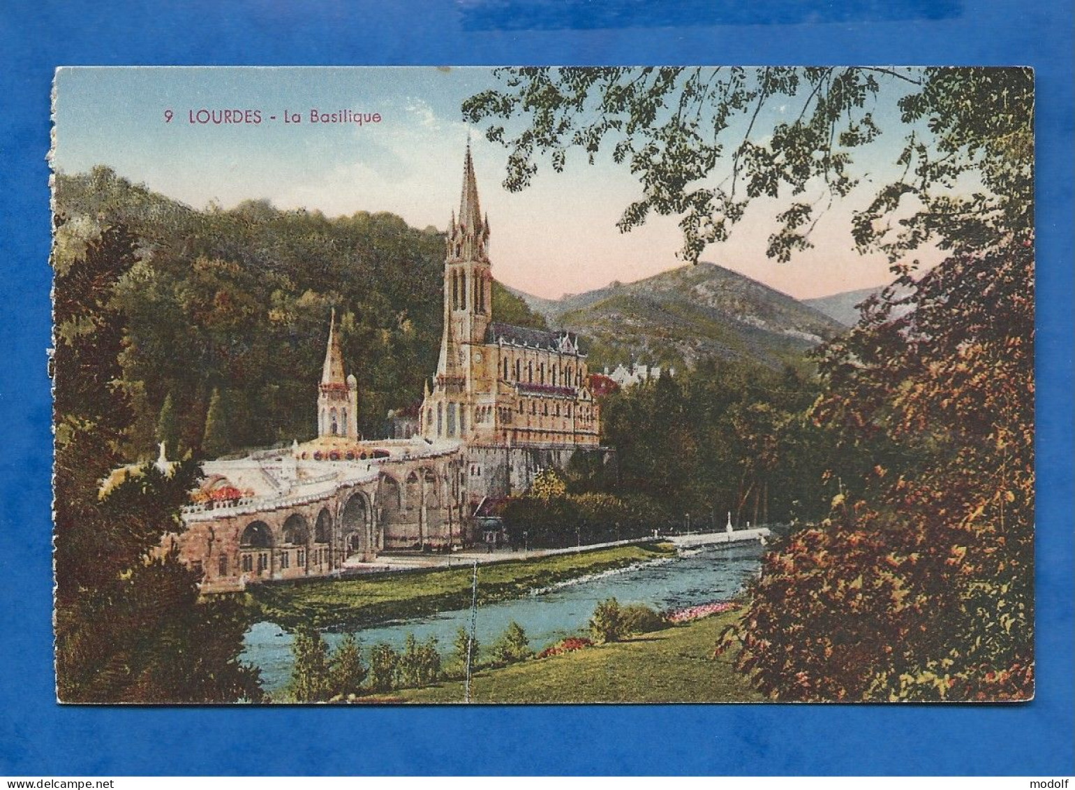 CPA - 65 - Lourdes - La Basilique - Colorisée - Non Circulée - Lourdes