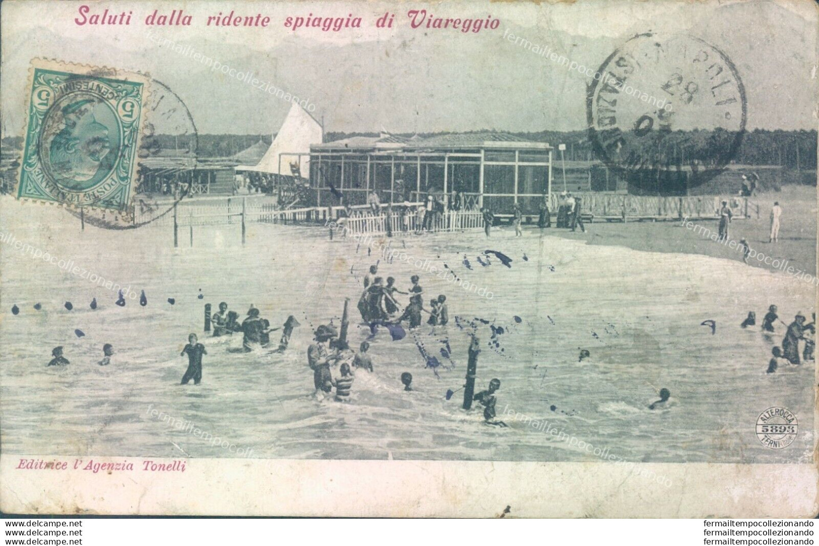 S415 Cartolina Saluti Dalla Ridente Spiaggia Di Viareggio Provincia Di Lucca - Lucca