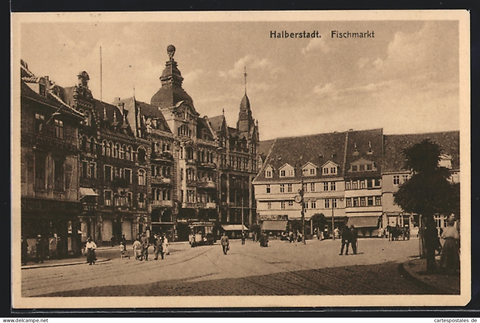 AK Halberstadt, Strassenbahn Am Fischmarkt  - Halberstadt