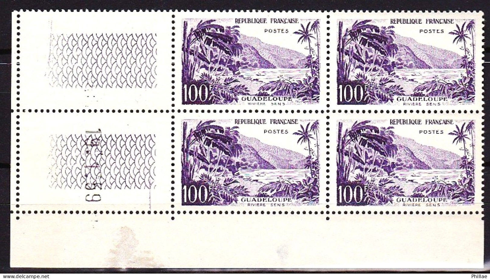 1194 - 100F  Guadeloupe - Bloc De 4 - CDF Daté 19.1.59 - Neuf N** (3 Timbres) Et N* (1 Timbre) - Cote : 185 € - TB - Neufs