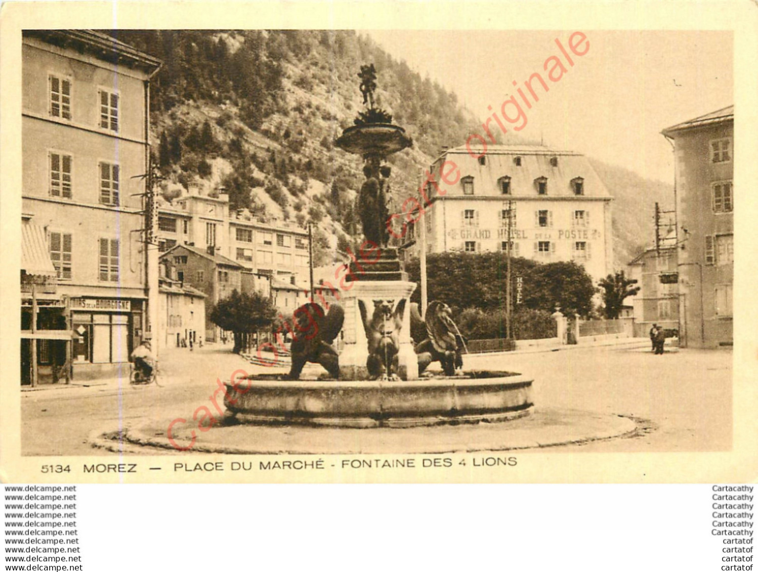 39.   MOREZ .  Place Du Marché. Fontaine Des 4 Lions . - Morez