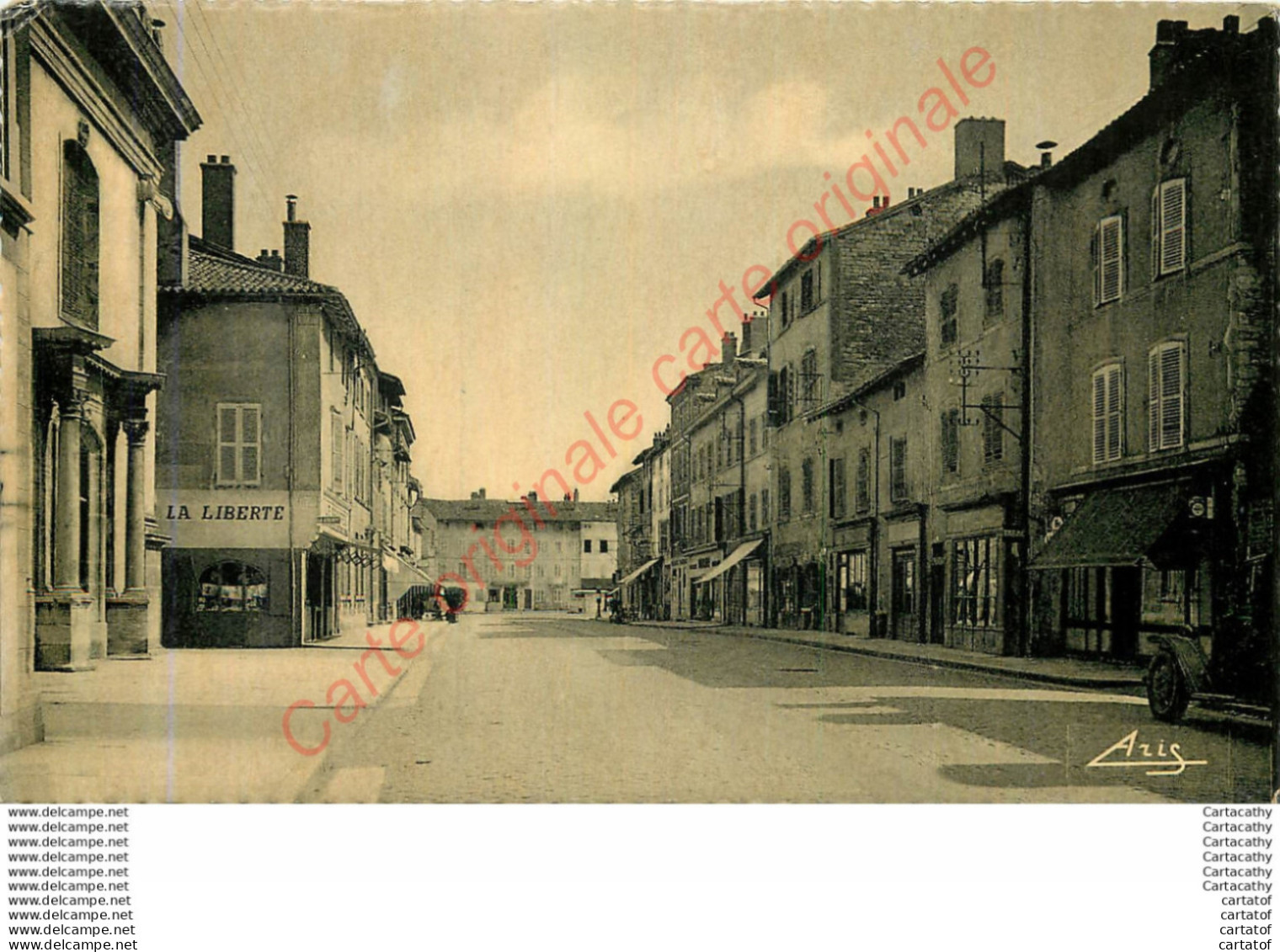 01.  PONT De VAUX .  La Grande Rue . - Pont-de-Vaux