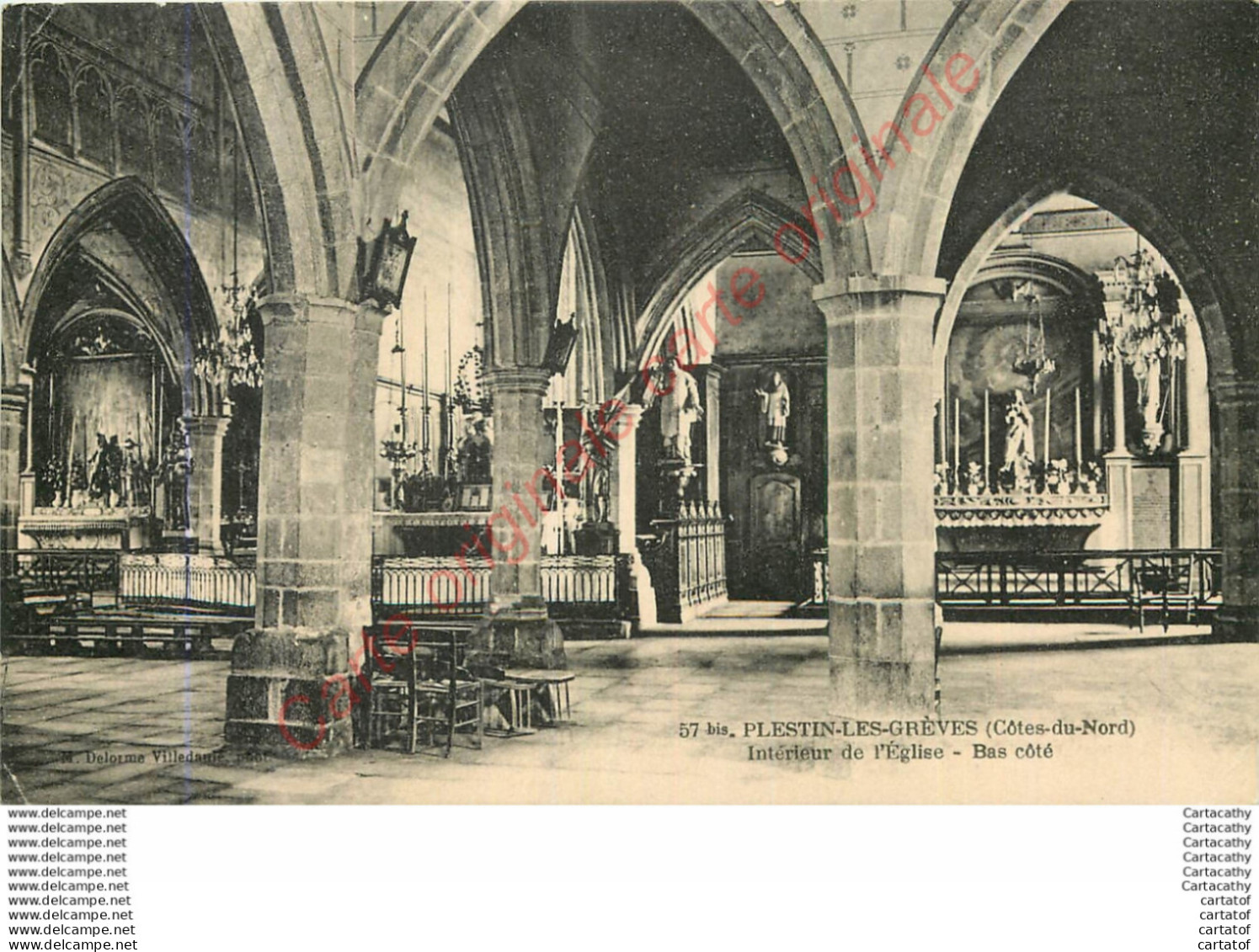 22.  PLESTIN LES GREVES .  Intérieur De L'Eglise . Bas Côté . - Plestin-les-Greves