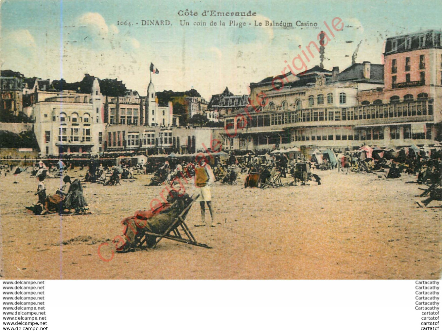 35.  DINARD .  Un Coin De La Plage . Le Balnéum Casino . - Dinard