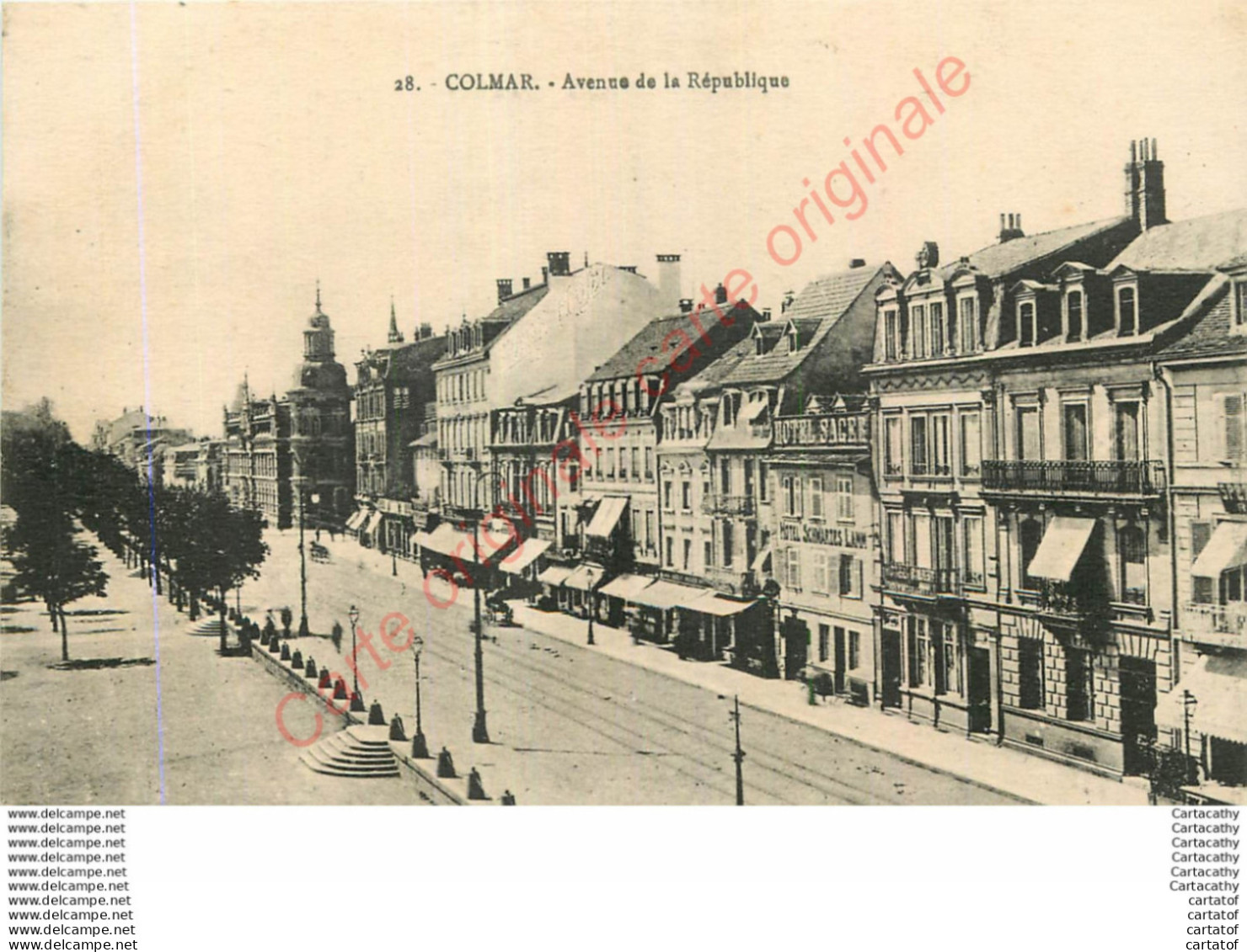 68.  COLMAR .  Avenue De La République . - Colmar