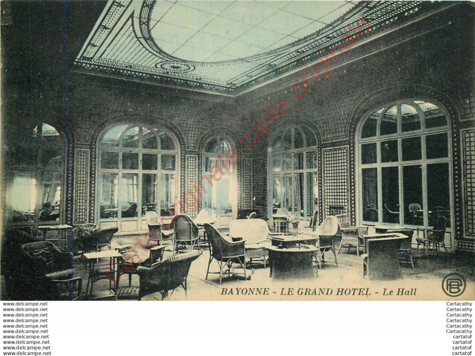 64.  BAYONNE .  LE GRAND HOTEL  Le Hall . - Bayonne