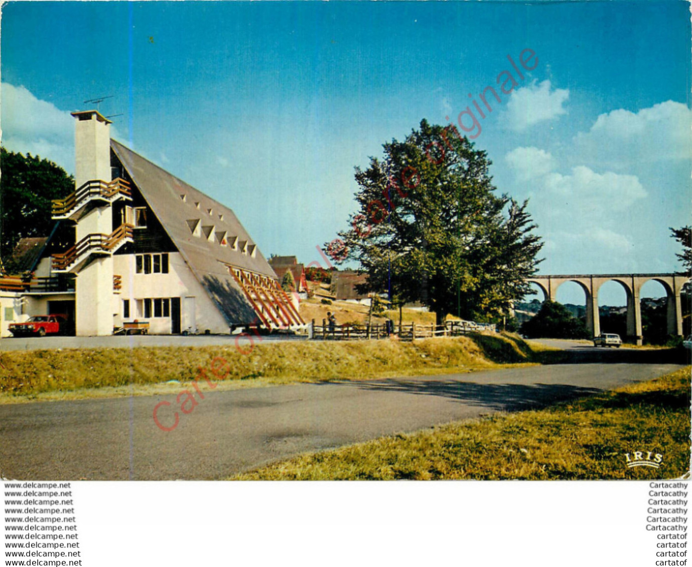 86.  L'ILE JOURDAIN . Le Village De Vacances . - L'Isle Jourdain