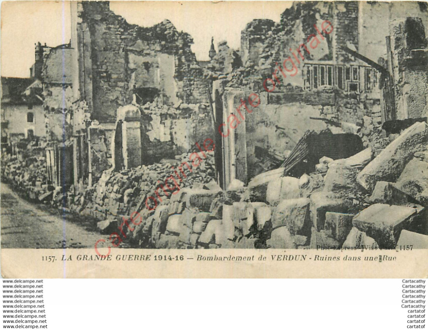 55.  VERDUN .  Les Ruines Dans Une Rue . Bombardement . - Verdun