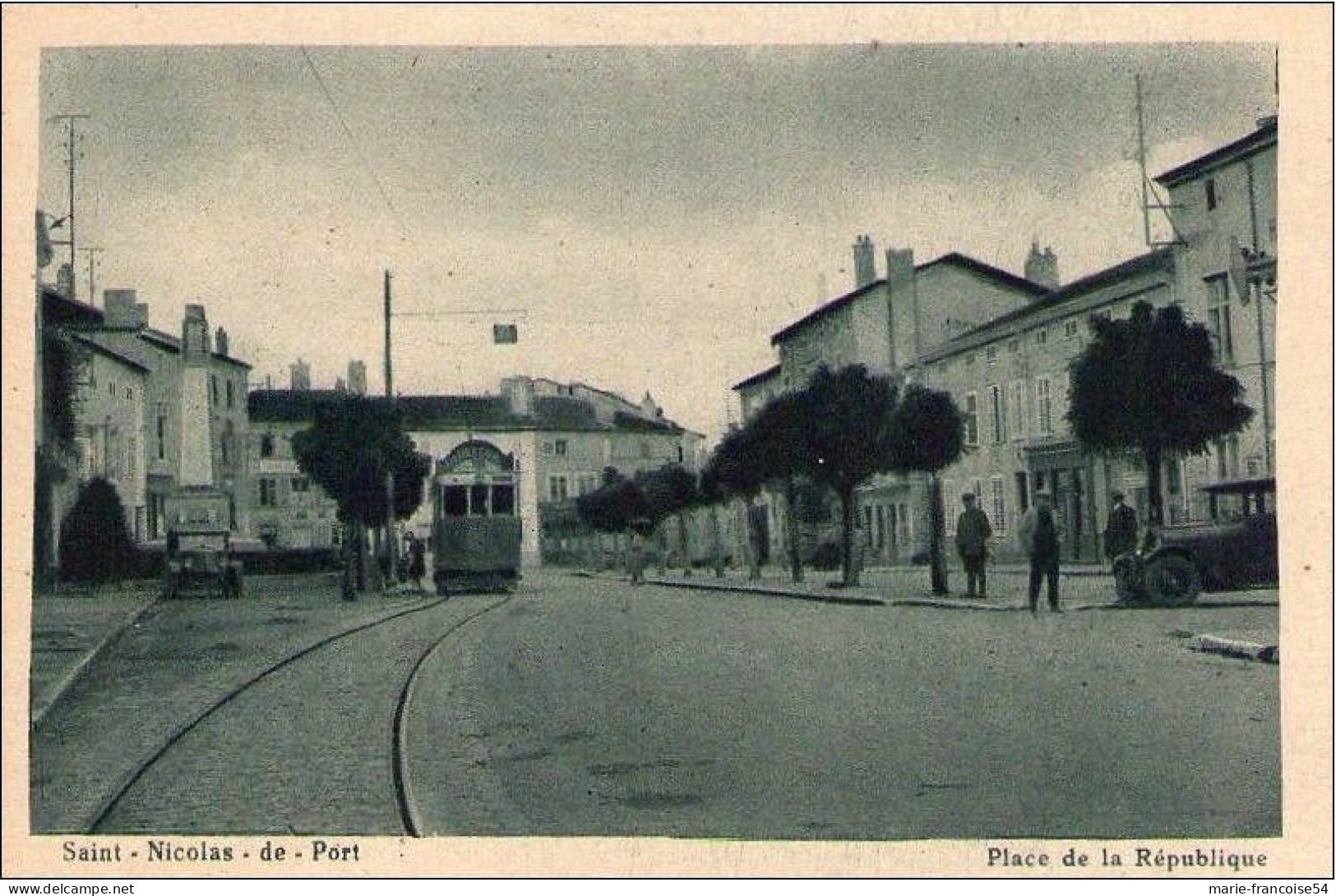 CPA  - SAINT NICOLAS De PORT- Place De La République - Tramway - Rail - Saint Nicolas De Port