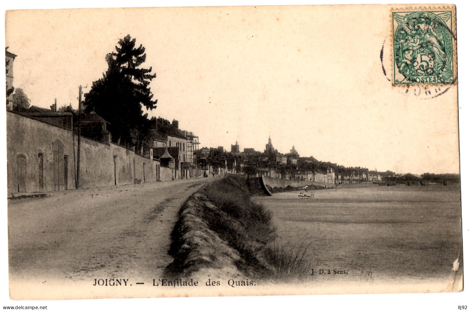 CPA 89 - JOIGNY (Yonne) - L'Enfilade Des Quais - Ed. J.D. - Joigny