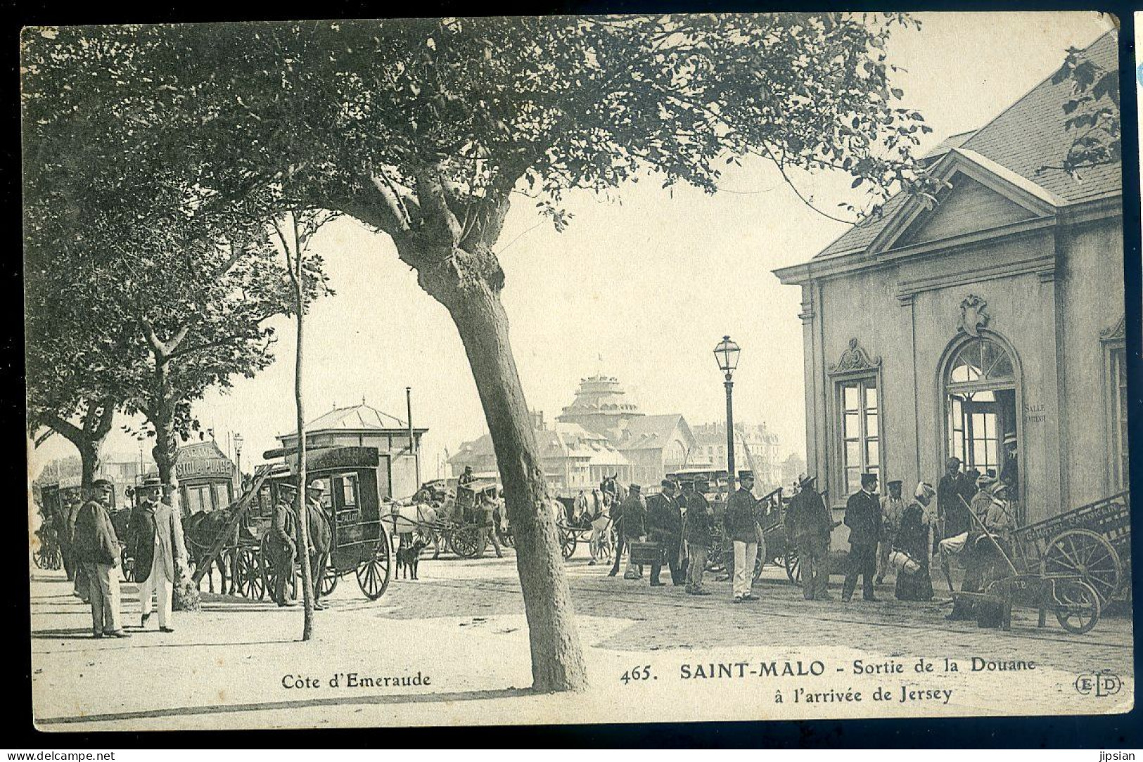 Cpa Du 35 Saint Malo -- Sortie De La Douane à L' Arrivée De Jersey  STEP187 - Saint Malo