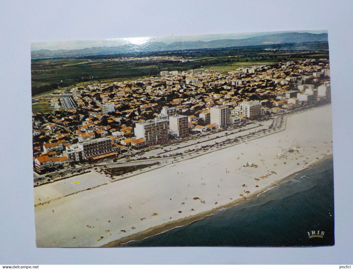 CANET PLAGE  Vu Du Ciel "Le Patio" Au Loin Les Corbières - Canet Plage