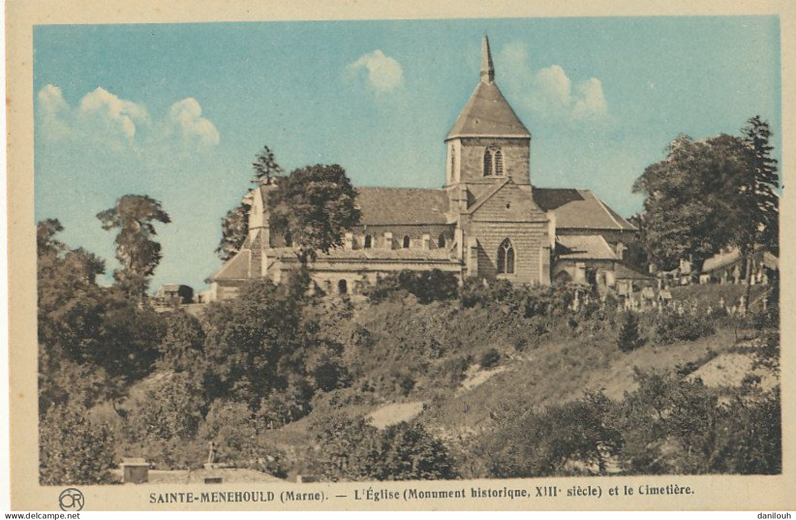 51 // SAINTE MENEHOULD   L'église (monument Historique) Et Le Cimetière - Sainte-Menehould